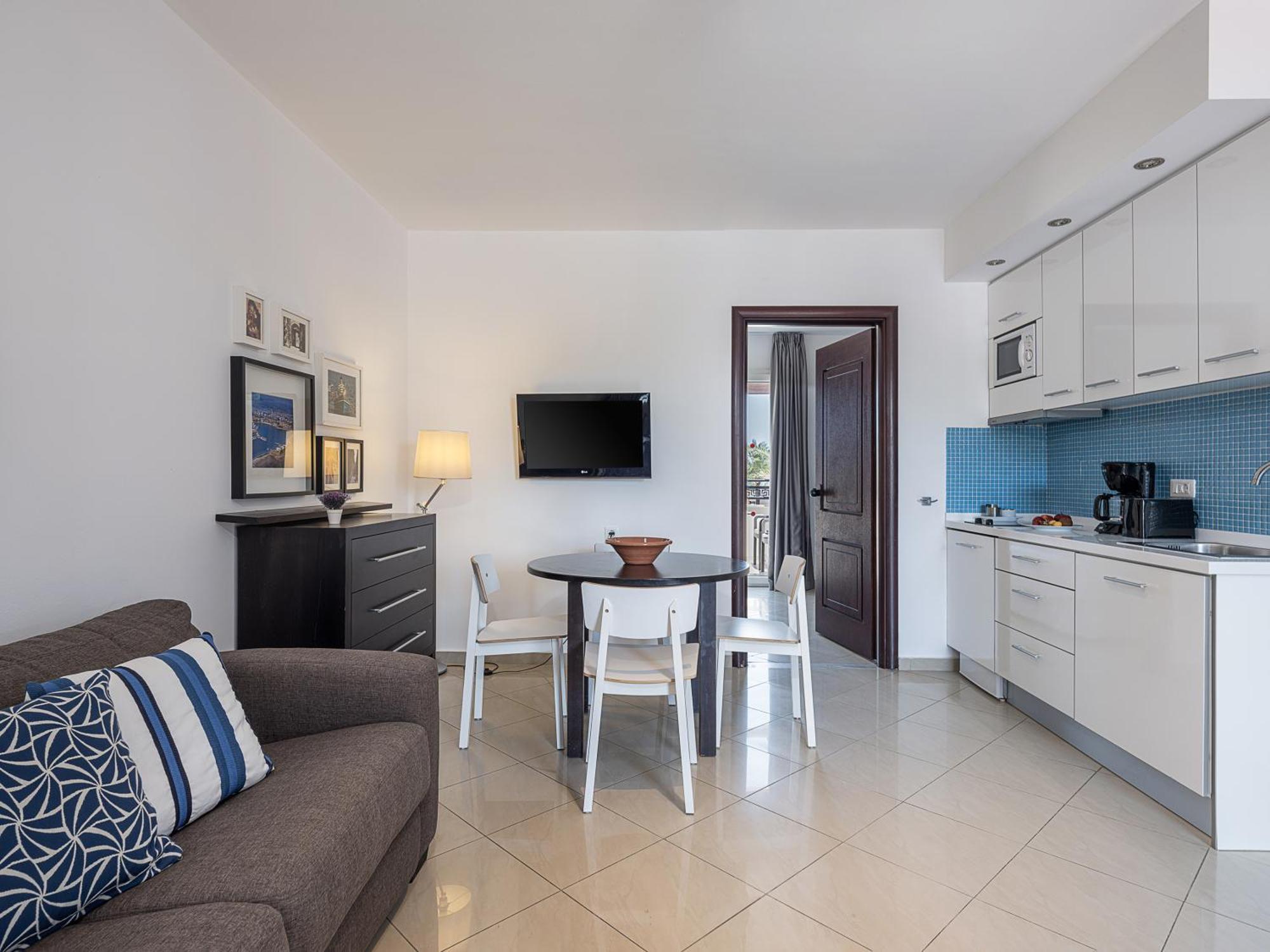 Caldera Beach Gerani  Exterior photo